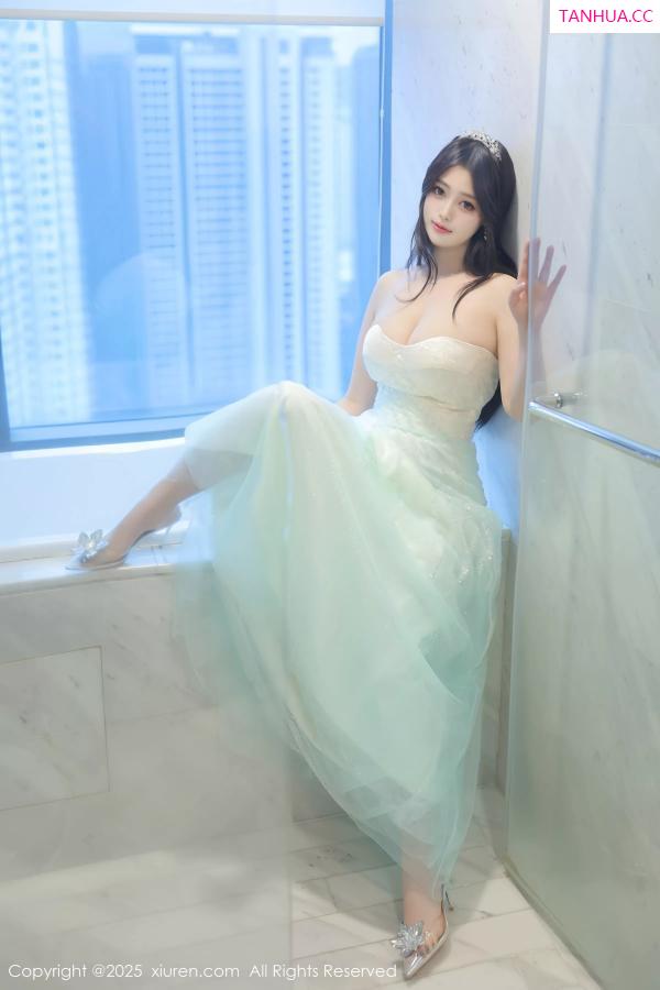   [XiuRen]高清写真图 2025.04.29 No.10222 蛋蛋宝 马来西亚旅拍第35张图片